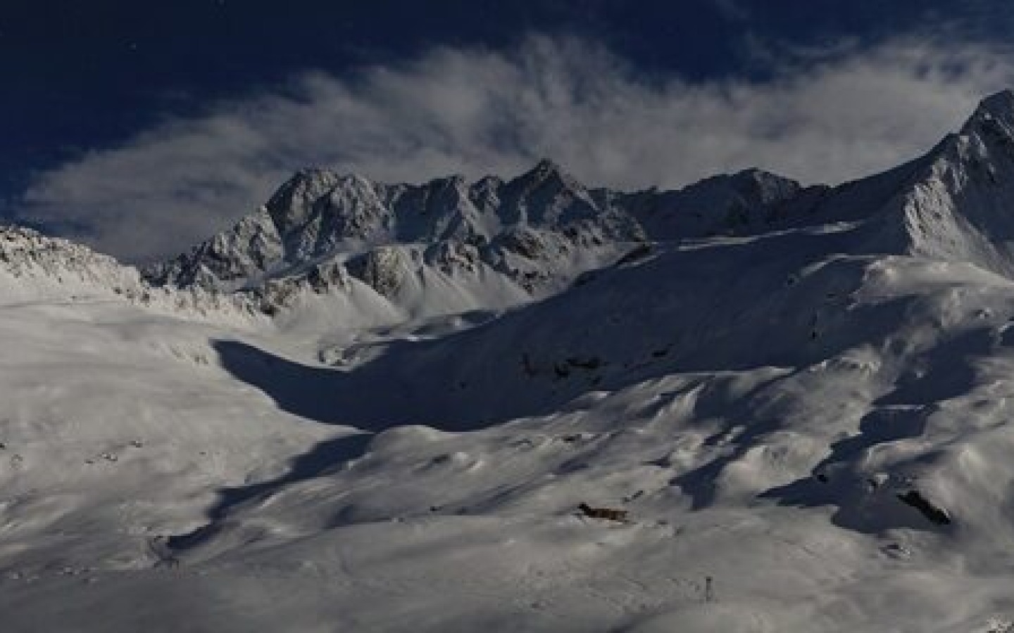 A special experience – ski touring in the recent full-moon nights!