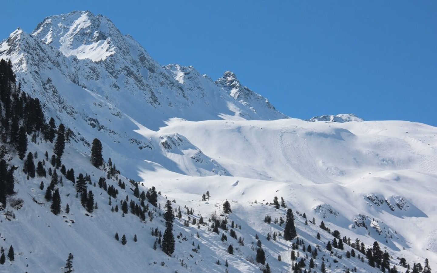 Quand même nous sommes assez surpris par des déclenchements d'avalanches !