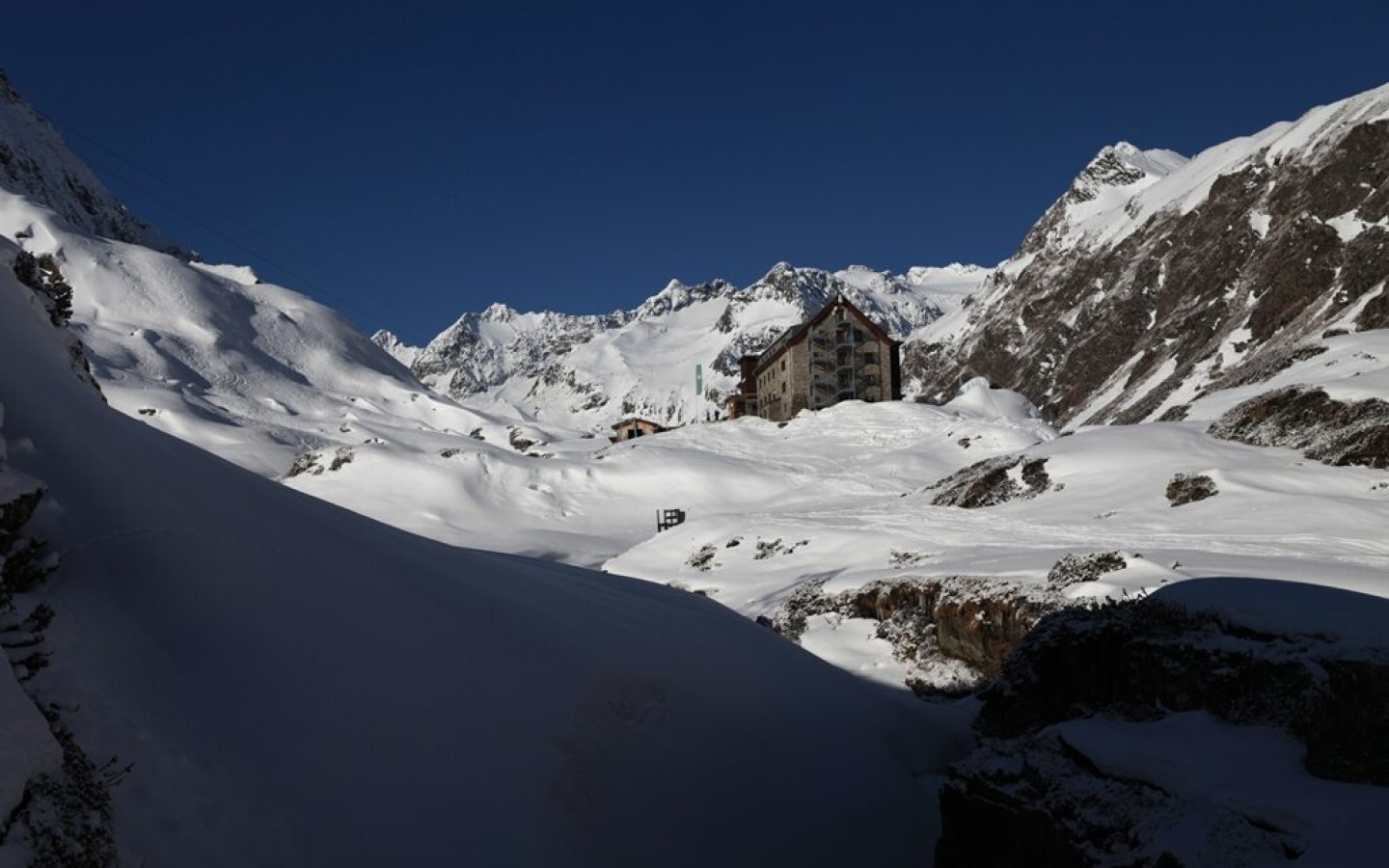 Some fresh snow tomorrow, quite good touring weather from Friday
