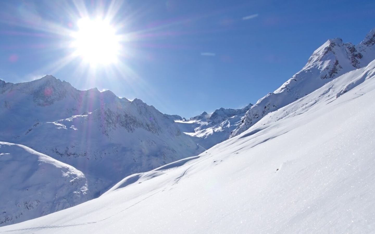 Zo mag het doorgaan – prachtig weer en grandioze sneeuwcondities! En dat allemaal op 27.11.