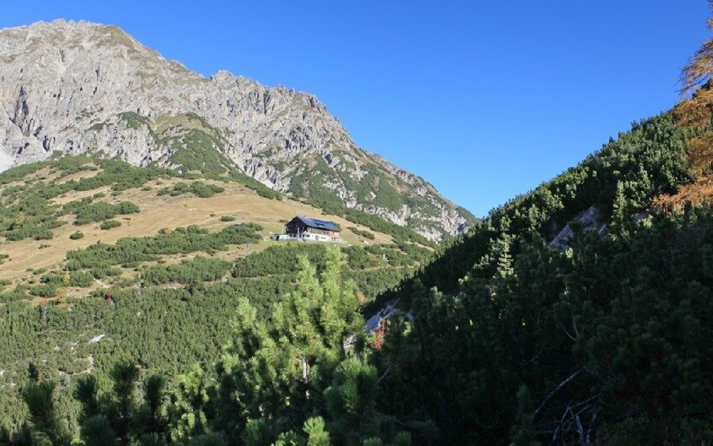 Le Solsteinhaus termine lui aussi sa saison d'été le 5 octobre !
Plus d'informations sur www.solsteinhaus.at
