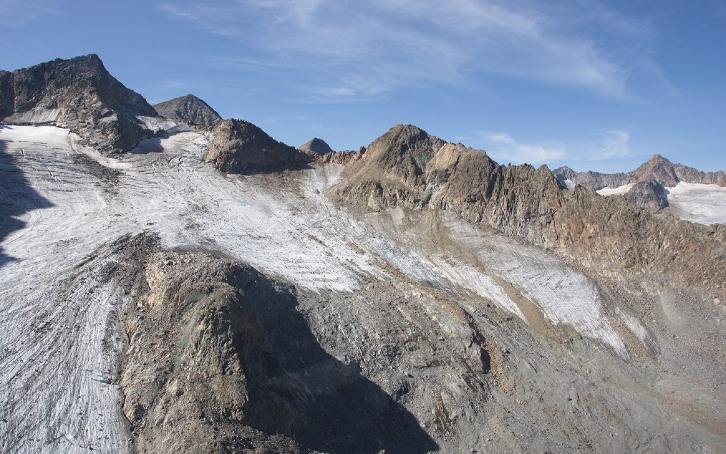 The pictures show the current state of our glaciers!