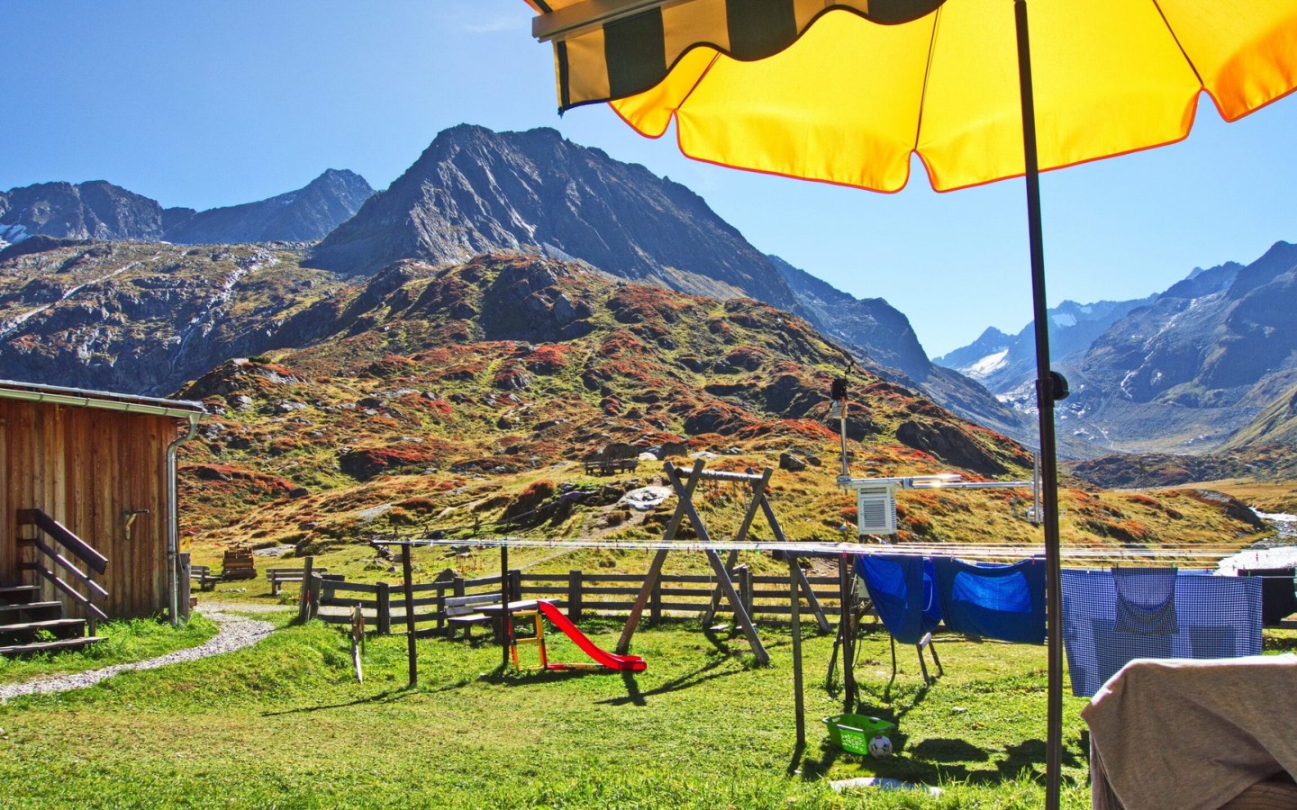 Autumn: the most colourful time of the year in our mountains