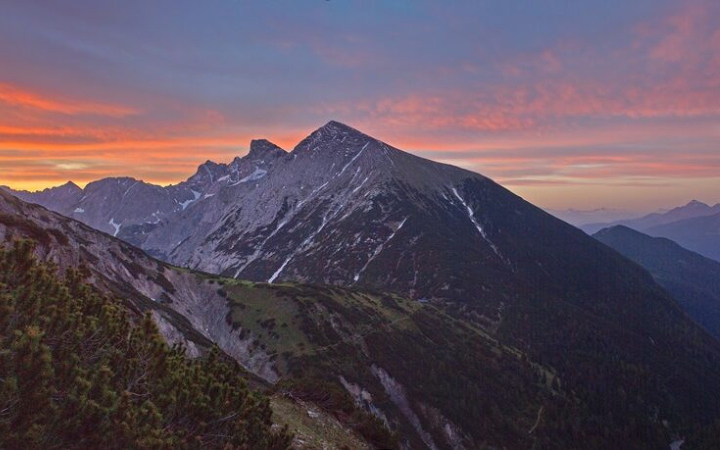 Almost every day ANEW, nature offers beauty in our Alps that cannot be found anywhere else in such variety!