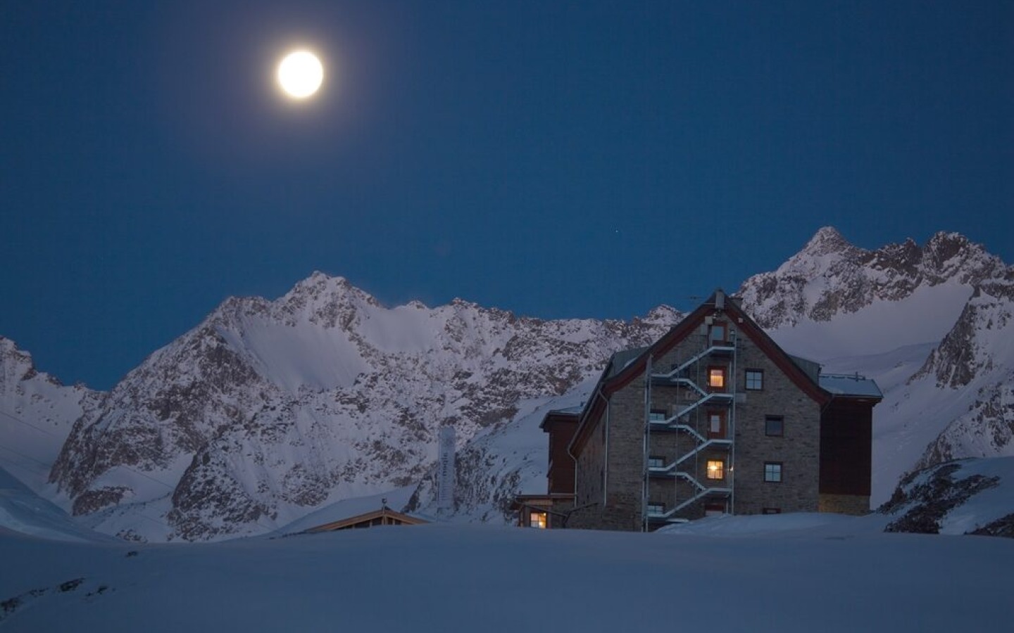 Une nuit de pleine lune féerique