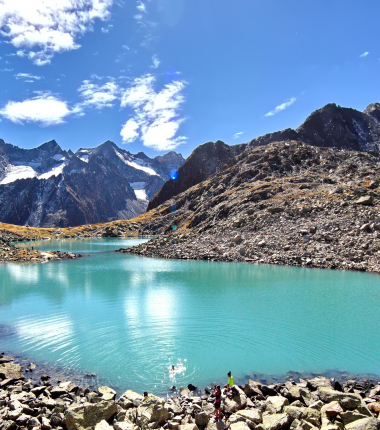 Dank des heißen Sommers Badevergnügen im Rinnensee (2644m) am 26. September!